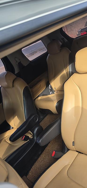 Транспорт: Kia Carnival: 2020 г., 2.2 л, Автомат, Дизель, Минивэн — 4