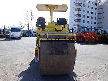 Катки: Срочно!!! Продается Асфальтовый каток Sakai R2, чистый Японец!!! at lalafo.kg — 4 Катки: Срочно!!! Продается Асфальтовый каток Sakai R2, чистый Японец!!! — 4