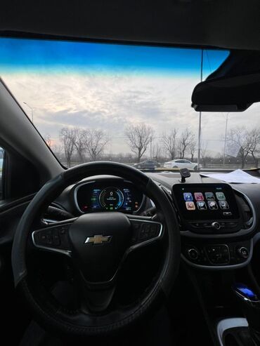 Chevrolet: Chevrolet Volt: 2017 г., 1.5 л, Вариатор, Гибрид, Хэтчбэк — 4