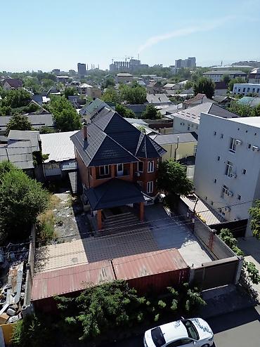 vector: 🏡 Продается дом Жибек Жоолу/Логвиненко 📍 Улица Логвиненко 81. 🌳 — 9