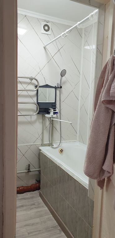 Продажа квартир: 2 комнаты, 46 м², 1 этаж — 8