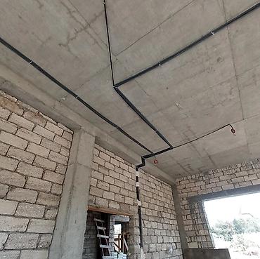 tam insaat: Elektrik xətlərin çəkilməsi, elektrik şitlərinin yığılması — 7