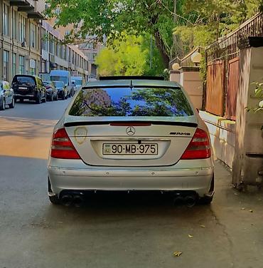 ford 7 1: Mercedes-Benz E 320: 3.2 l | 2002 il Sedan — 3