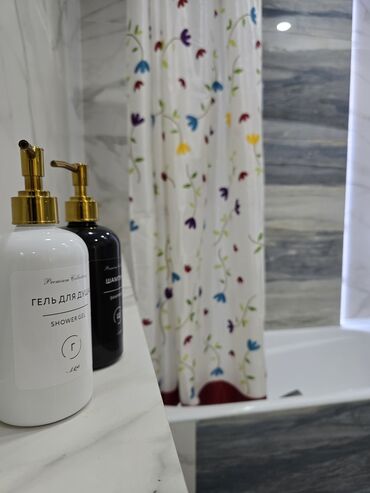 Посуточная аренда квартир: 1 комната, Душевая кабина, Постельное белье, Кондиционер — 10