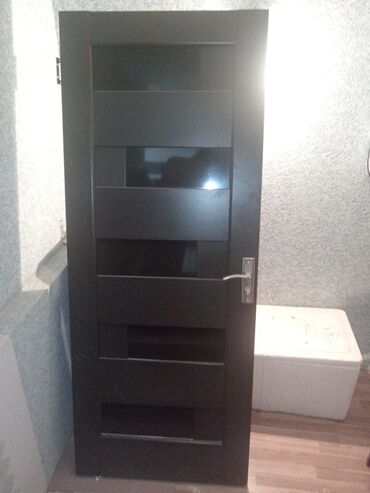 otağ qapilari ucuz: Qonaq otağı üçün Yeni Otaq qapısı 60x190 sm Plintus ilə, Zəmanətli, Pulsuz quraşdırma, Ünvandan götürmə, Ödənişli çatdırılma