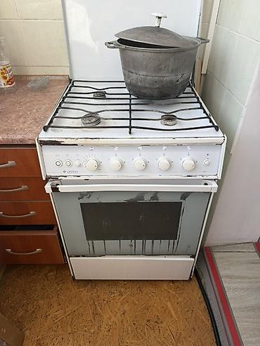 варианты кухонной мебели: Кухонный комплект: стол, стулья и модульная мебель - Деревянный — 7