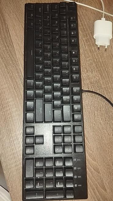 komputer cantasi: Redragon tam ölçülü simli klaviatura(USB kabel) — 2