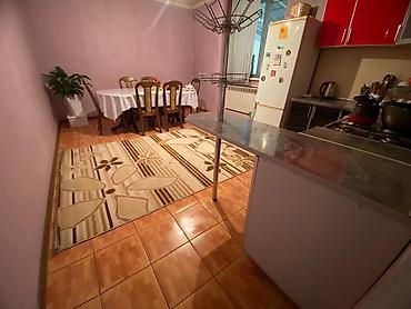 Продажа коттеджей и домов: Продается частный дом с просторным двором и навесом. Основные — 8