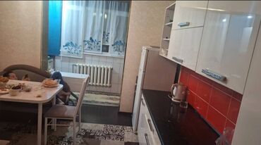 недвижимость в бишкеке продажа домов: 2 комнаты, 52 м², 106 серия, 9 этаж, Косметический ремонт