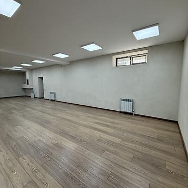 Аренда помещений свободного назначения: Сдается в аренду просторное коммерческое помещение в современном — 11