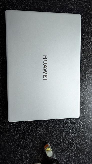 Ноутбуки HUAWEI: Ноутбук Huawei (серебристый алюминиевый корпус) - Диагональ экрана — 2