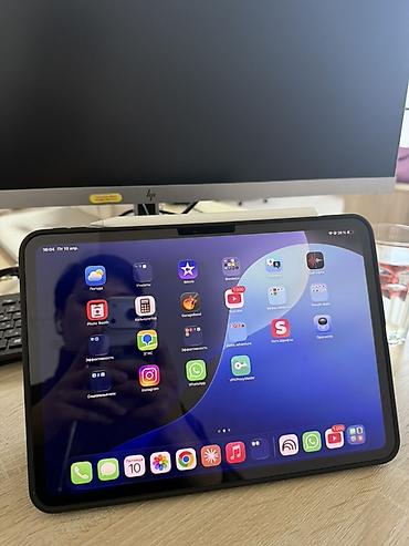 сколько стоит 18 про: Планшет, Apple, память 256 ГБ, 10" - 11", Wi-Fi, Б/у, Классический цвет - Серебристый — 1