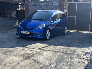 зимние шины фит: Honda Fit: 2003 г., 1.3 л, Автомат, Бензин