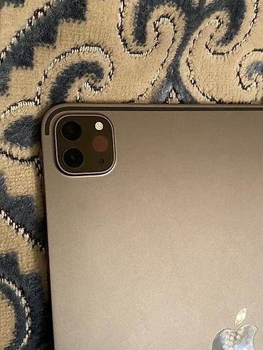 Apple iPhone: IPhone 11 Pro, Matte Midnight Green — 8