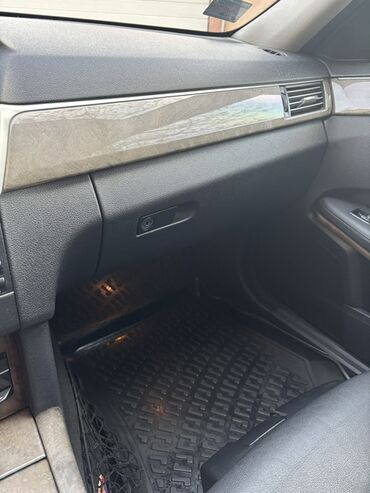 Mercedes-Benz: Mercedes-Benz E-klasa (W212) – limuzina, siva metalik - Motor i — 15