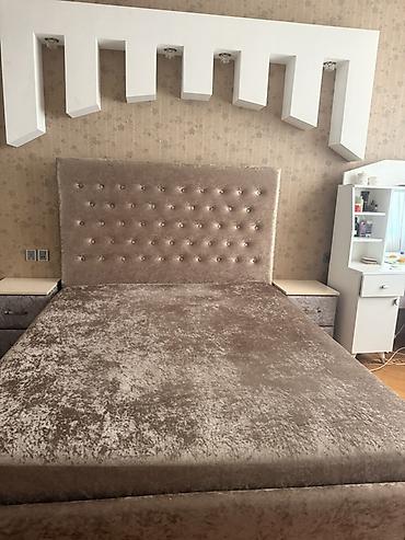 Taxta çarpayı dəsti - Ölçü: təxmini 160x200 sm (queen ölçüyə yaxın)