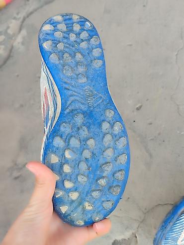 мб спорт: Футбольные бутсы/сороконожки adidas F50. Размер 36 - Тип: сороконожки — 3