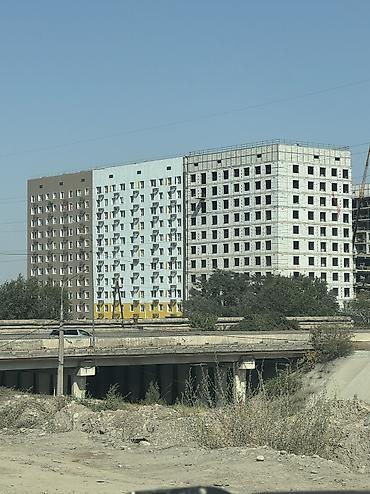 1: Продаю коммерческое помещение Расположен в районе Тунгуч, по улицам — 1