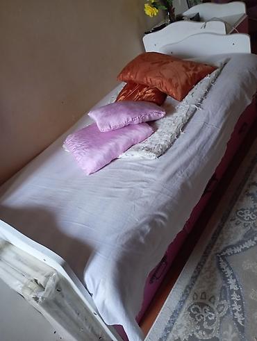 Oğlan və qız üçün, İşlənmiş, Çarpayı, Bazasız, Matrassız, Siyirməli lalafo.az -da Oğlan və qız üçün, İşlənmiş, Çarpayı, Bazasız, Matrassız, Siyirməli