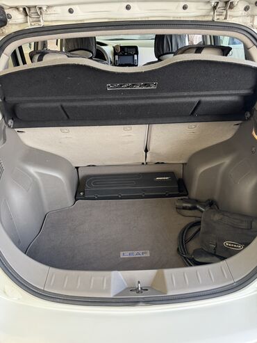 Nissan: Nissan Leaf: 2013 г., 1 л, Автомат, Электромобиль, Хэтчбэк — 8