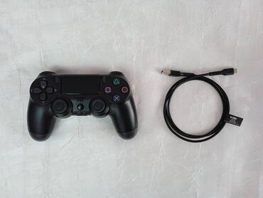 breath controller: Dualshock 4 + USB kabel Təzə kimidir ikisidə. A klass modeldir
