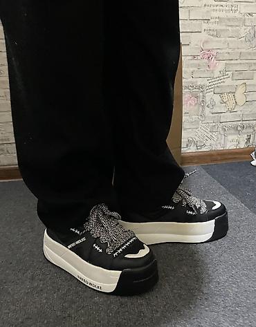 Кроссовки и спортивная обувь: Продаю стильные кроссовки бренд NAFEO WDLKE 🐺 Состояние: почти новые — 3