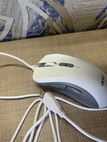 компютер acer: Продаю срочно мышку Acer оригинал, новая не пользовался с подсветкой