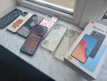 Xiaomi: Redmi 12 Redmi 12 8_RAM__'128GB yaddaş TƏZƏ vəziyyətdə. Hec bir — 13