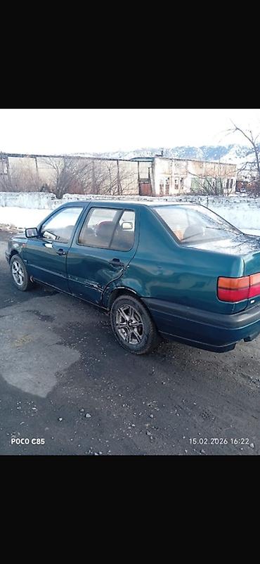 Volkswagen: Volkswagen Vento: 1993 г., Седан — 4