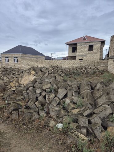 Torpaq sahələrinin satışı: 4 sot, Tikinti, Mülkiyyətçi, Kupça (Çıxarış) — 9