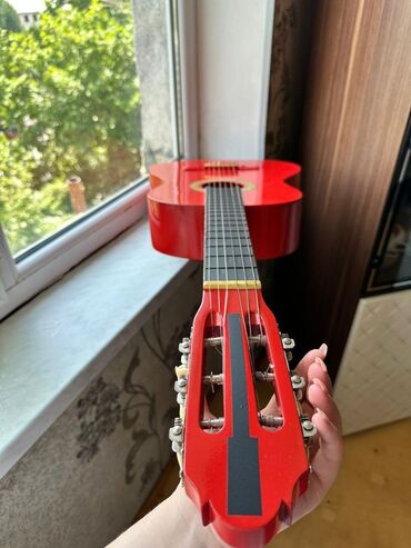 okul çantaları: Klassik gitara, İşlənmiş, Ödənişli çatdırılma, Ünvandan götürmə, Rayonlara çatdırılma