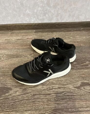 кроссовки 46 размер: Кроссовки Kelme 42,5 - 43 размер в отличном состоянии