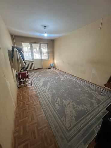 Продажа квартир: 2 комнаты, 43 м², Кок-Жар мкр 104 серия, 3 этаж, Требуется ремонт — 1