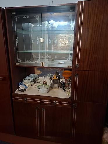 спальные гарнитуры быу: Гарнитур для зала, Б/у, Шкаф, Дерево, Самовывоз, цвет - Коричневый — 4