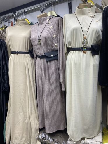 стильные платья по супер цене: Күнүмдүк көйнөк, S (EU 36), M (EU 38), L (EU 40)