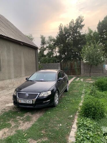 продаю связи с переездом: Черный седан Volkswagen Passat, модель B6, с люком на крыше