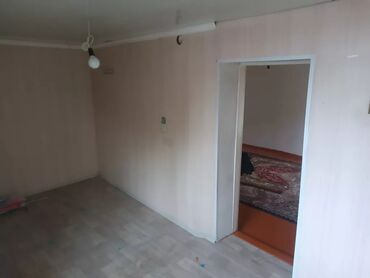 снять в аренду дом: 50 м², 5 комнат, Утепленный, Забор, огорожен