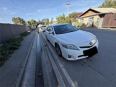 Toyota: Toyota Camry: 2010 г., 2.5 л, Вариатор, Гибрид, Седан — 1