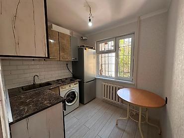 комната снимат: 1 комната, 32 м², 6 мкр 104 серия, 1 этаж, Евроремонт — 7