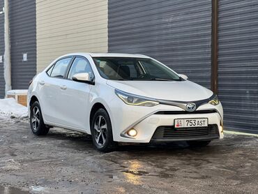 Toyota: Toyota Corolla: 2018 г., 1.8 л, Гибрид, Седан