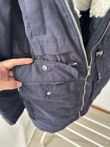 Верхняя одежда: Детская осенняя парка H&M. Может быть можно и на теплую зиму. Без — 4