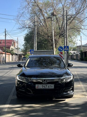 автомобиль для продажи: Honda Accord: 2018 г., 1.5 л, Вариатор, Бензин, Седан