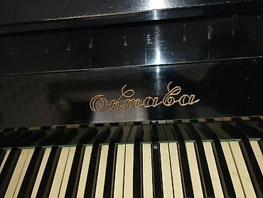 Pianolar: Upright pianino – Oktava (Октава) markası, qara rəng, klassik parlaq — 4