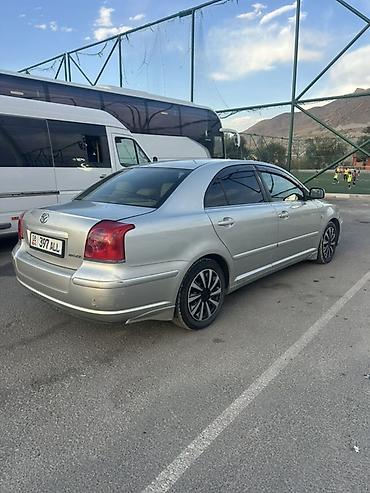 Toyota: Toyota Avensis: 2004 г., 2 л, Автомат, Бензин, Седан — 3