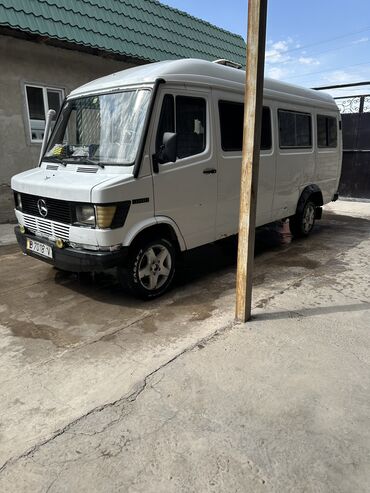 двигатель мерседес 2.2 дизель купить: Mercedes-Benz Спринтер: 1995 г., 3 л, Механика, Дизель, Бус