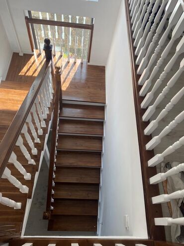 Обшивка лестниц: Эшик,тепкичтерди жасайбызКара жыгач,саснадан.тел — 19