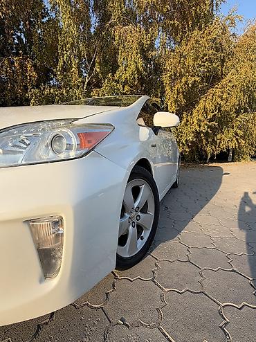 18 245 45: Toyota Prius: 2015 г., 1.8 л, Автомат, Гибрид, Хэтчбэк — 8
