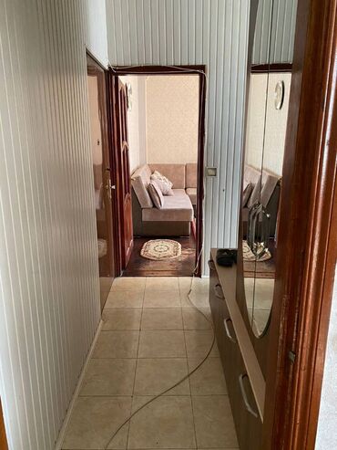 Uzunmüddətli kirayə mənzillər: Nəsimi rayonu Memar Əcəmi metrosunun yaxınlığında 5-çi mertebenin 4-cü — 8