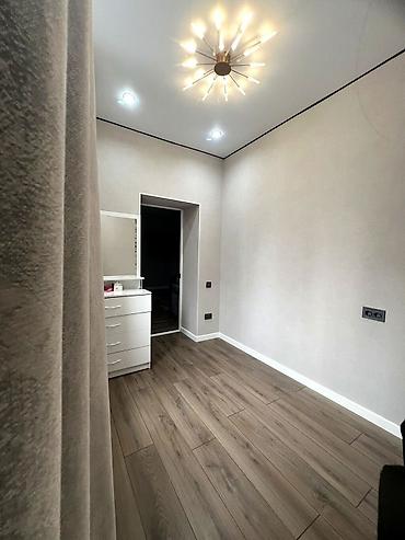 Долгосрочная аренда квартир: 4 комнаты, С мебелью частично — 9