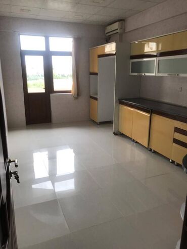 Uzunmüddətli kirayə mənzillər: Gənçlik metrosunun yaxınlığında Ayna sultanova heyklinə yaxın 16 — 4